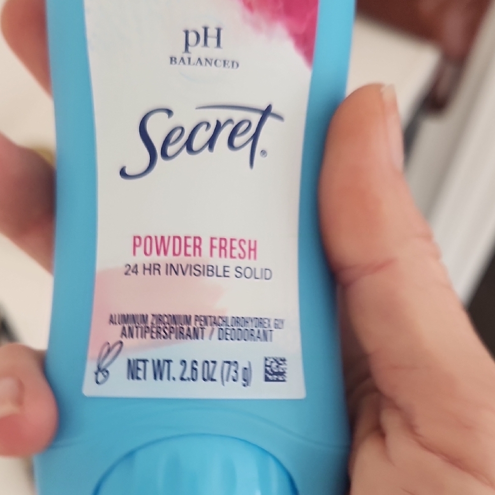 Top Secret Powder Fresh Invisible Solid - Picture 5 of 6